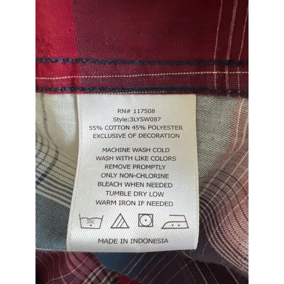 Levis Plaid Button Up Shirt - Picture 5 of 5